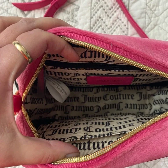 NWT Juicy Couture Pink Crossbody Bag - Picture 3 of 12